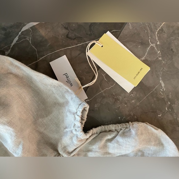 Ethereal Linen Blouse - Brand New - Picture 3 of 5